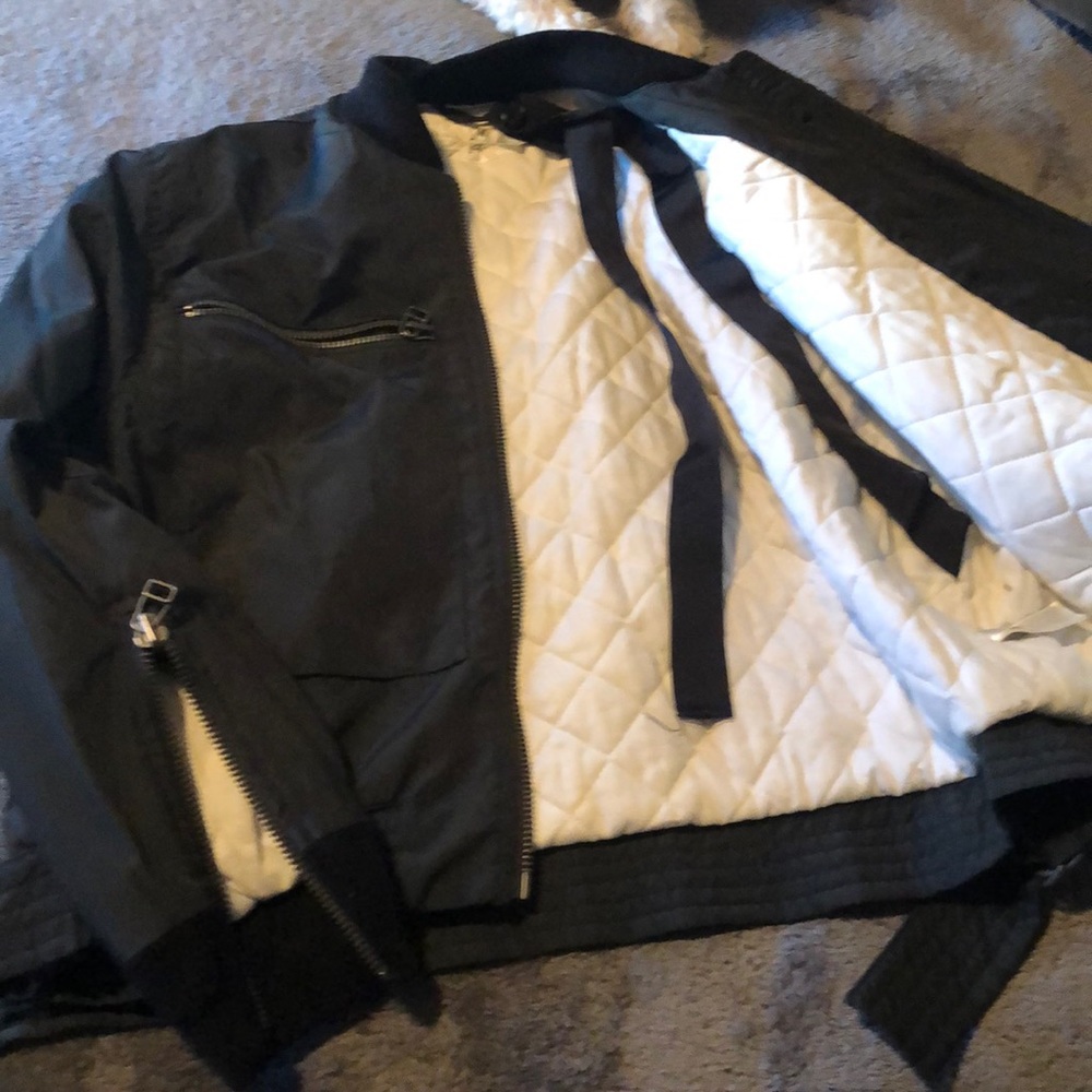 Bomber jacket - Picture 3 of 3